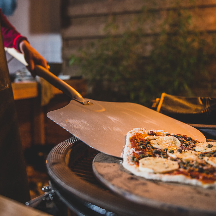 Falci pizzaschep roestvrij staal met houten handvat L Grijs Falci pizzaschep roestvrij staal met houten handvat L Grijs